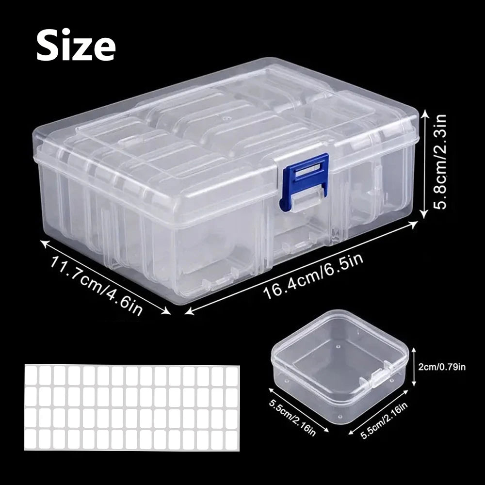 Size infographic for square-box variant: large box 16.4x11.7x5.8cm with blue latch holding 30 mini boxes 5.5x5.5x2cm with label stickers shown